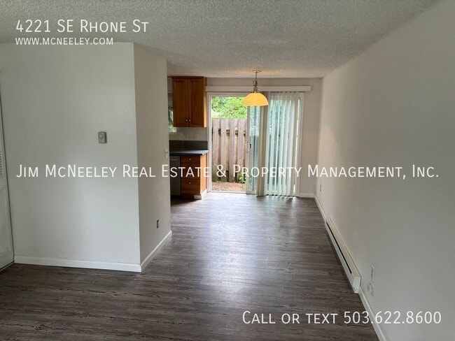 Photo - 4221 SE Rhone St