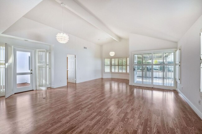 Photo - 55+ Single Story Ocean Hills Country Club ...