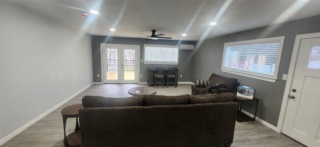 Photo - 5280 Atwell Ln Unit A