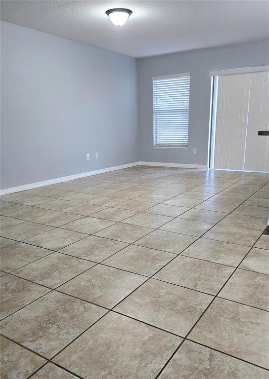 Photo - 6520 Windsor Lake Cir