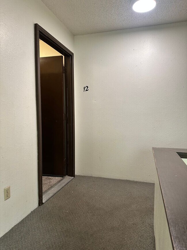 Photo - Sunset Manor Unit #12