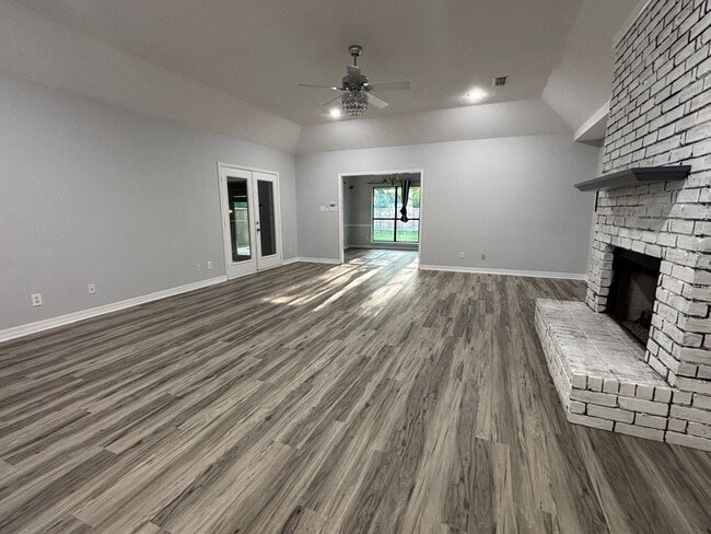 Photo - SPACIOUS HOME WITH FLEX ROOM