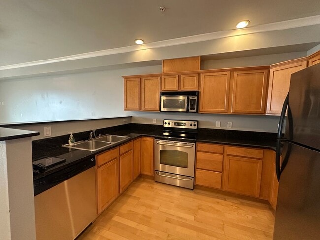 Photo - Downtown 1 Bed, 1 Bath Condo with Bellingham Bay View