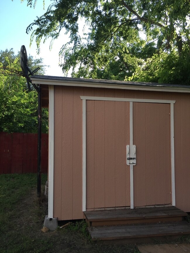 Photo - 5843 Glacier Sun Dr.