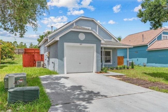 Photo - 421 Rollins Dr