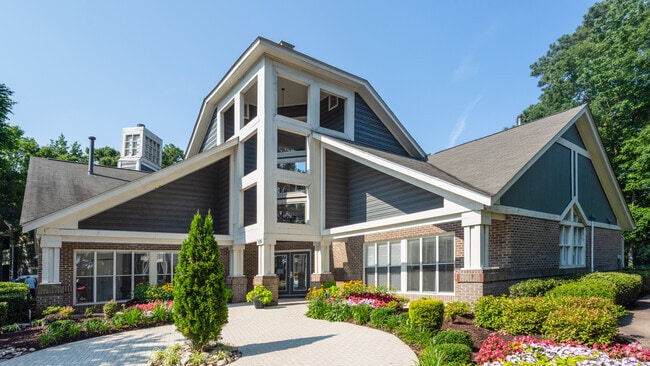 Building Photo - The Point at Tech Center