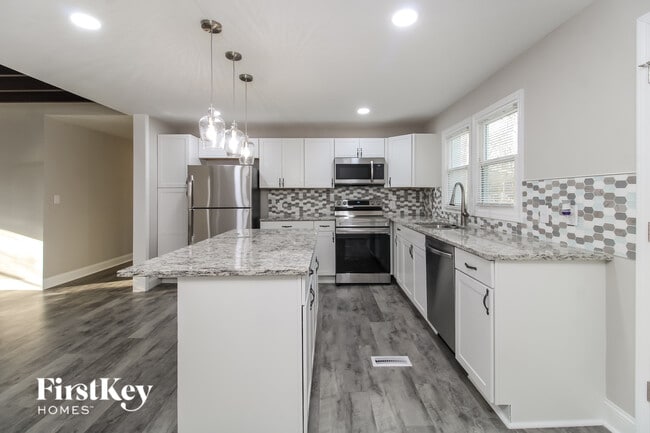 Photo - 218 Friendway Rd