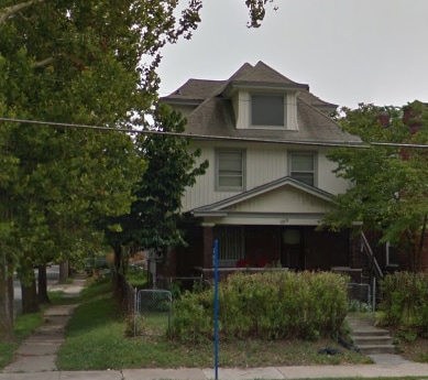 Photo - 2919 E 12th St House