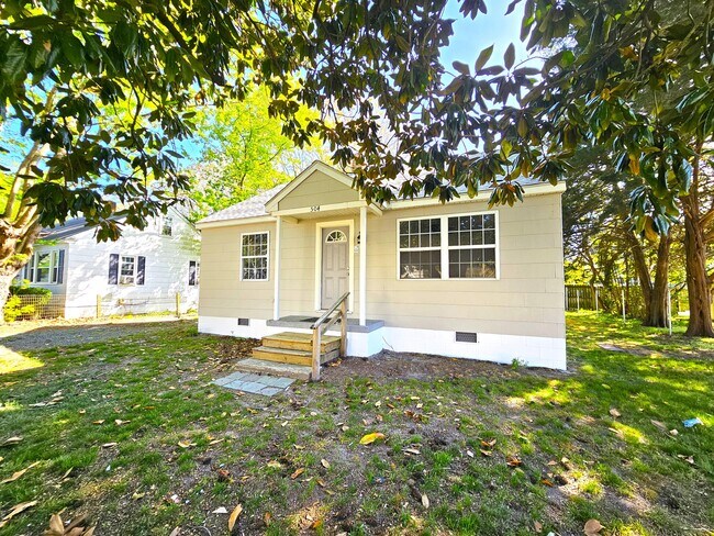 Photo - 504 Prince St