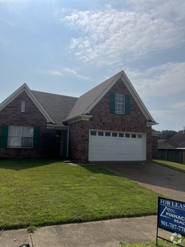 Building Photo - 1072 Red Fern Cir E Rental