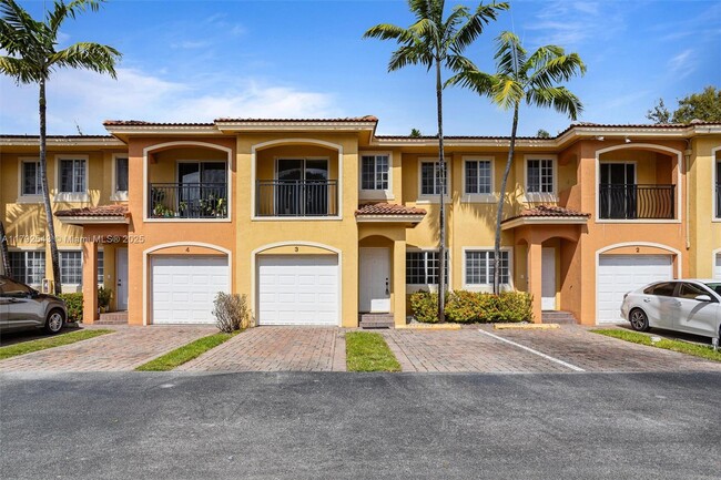 Photo - 330 SW 2nd Ave Townhome