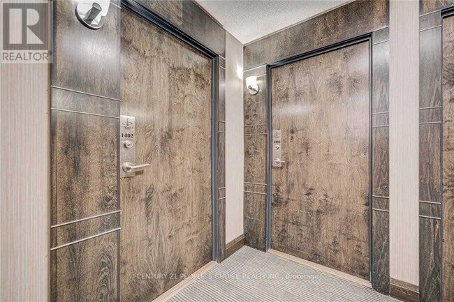 Photo - 33 Bay St. Unit 1403