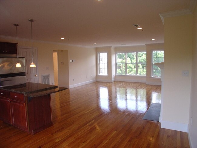 Photo - 50 B St Unit #6