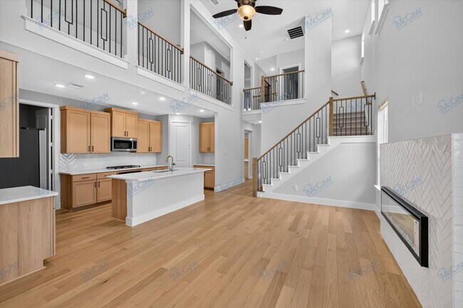 7257 Confetti Ln