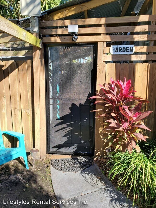 Photo - 1 br, 1 bath House - 530 2nd St #1