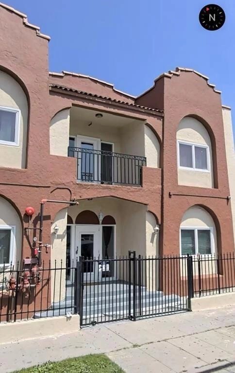 Magnolia Apartments