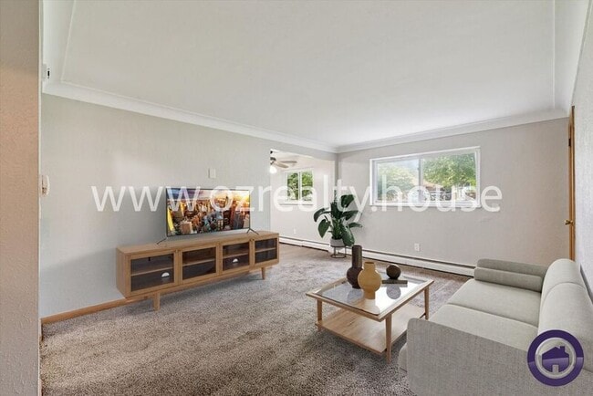Photo - 1733 Christian Ave