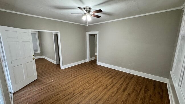 Photo - 919 N Willett St