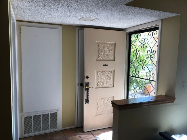 Photo - Lovely home with all the comforts of home. Short or Long term furnished term furnished or unfurni...