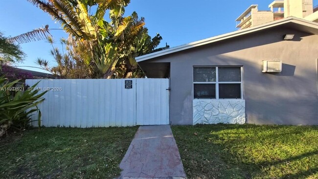 Photo - 1825 Scott St Unit 0