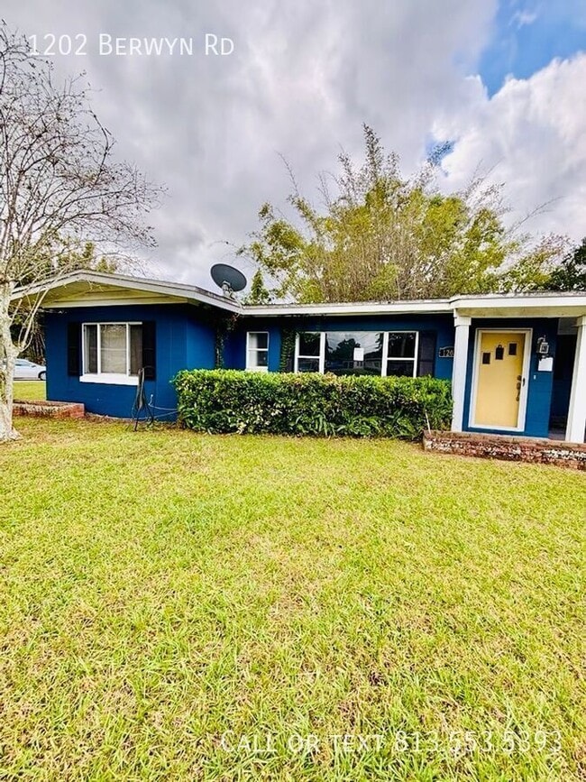Photo - 1202 Berwyn Rd