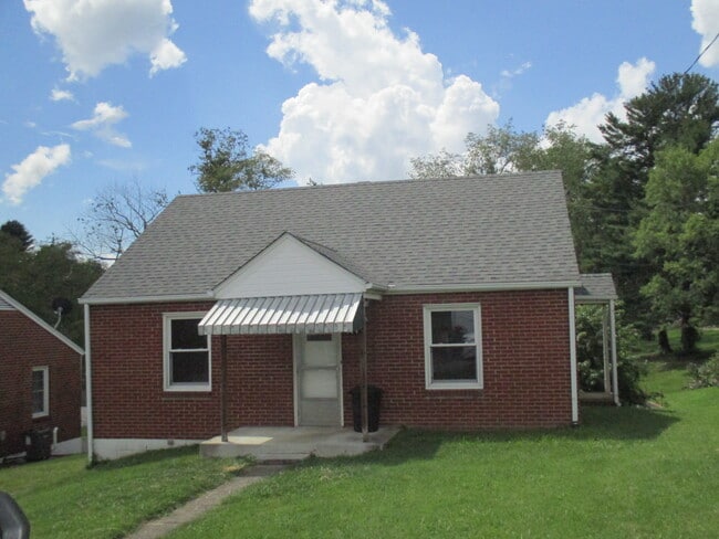 Building Photo - 624 Henry St Rental