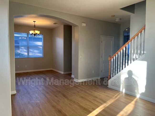 Photo - 7843 Foxgrove Dr
