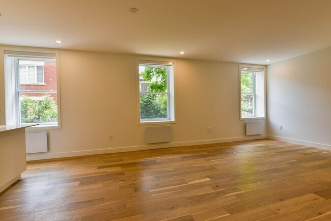 Photo - 590 Av. Outremont Unit 101