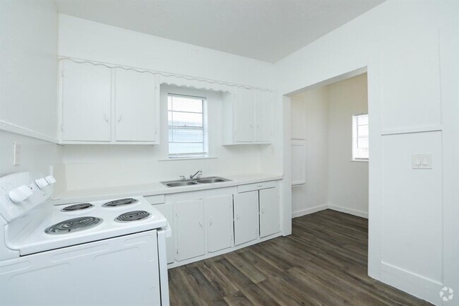 Building Photo - 119 W Main St Rental