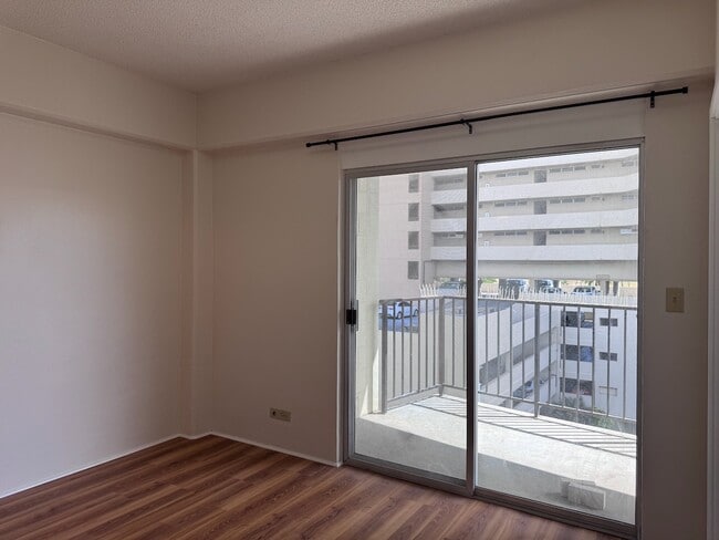 Photo - ?? For Rent – Spacious 2-Bedroom + Den, 2-... Unit #501