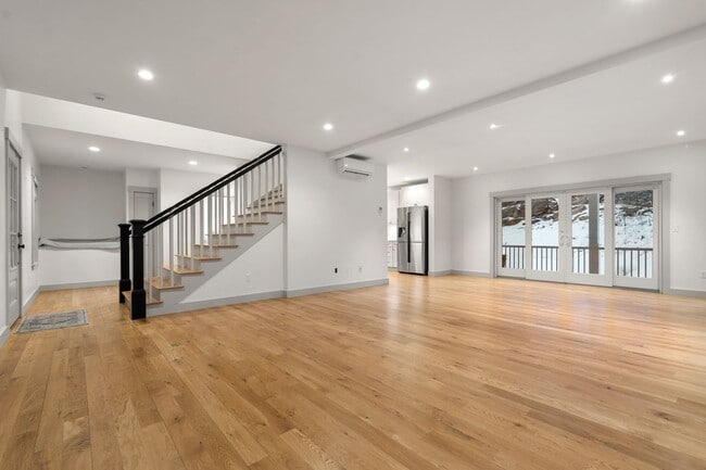 Photo - Keystone Unit Year-round: 18 Keystone Road