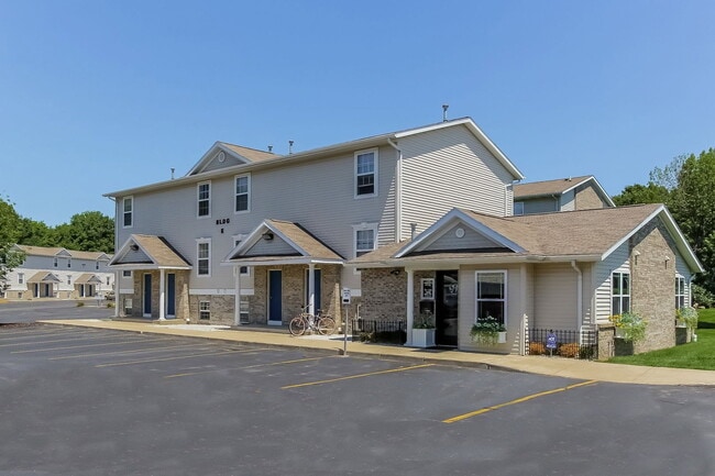 Building Photo - 4477 Lake Michigan Dr Unit F2