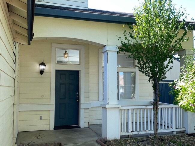 Photo - Large Four Bed, Three Bath Home with a Pool