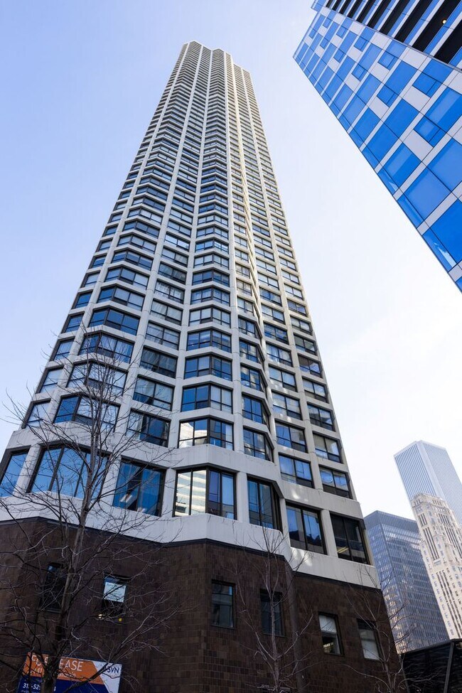 Photo - 405 N Wabash Ave House
