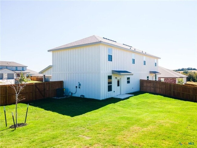 Photo - 107 Levi Ct Unit B