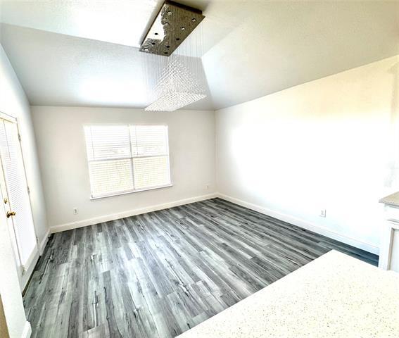 Photo - 910 Cutting Horse Dr