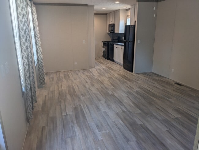 Photo - 3617 N Grand Ave E