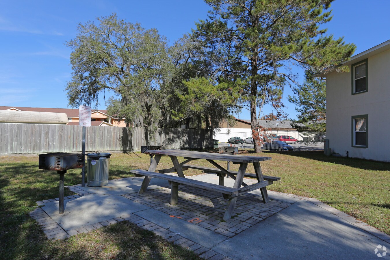 Picnic Area - Savannah Landings