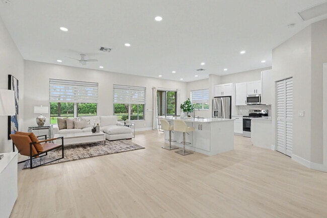 Photo - 7832 Rockford Rd