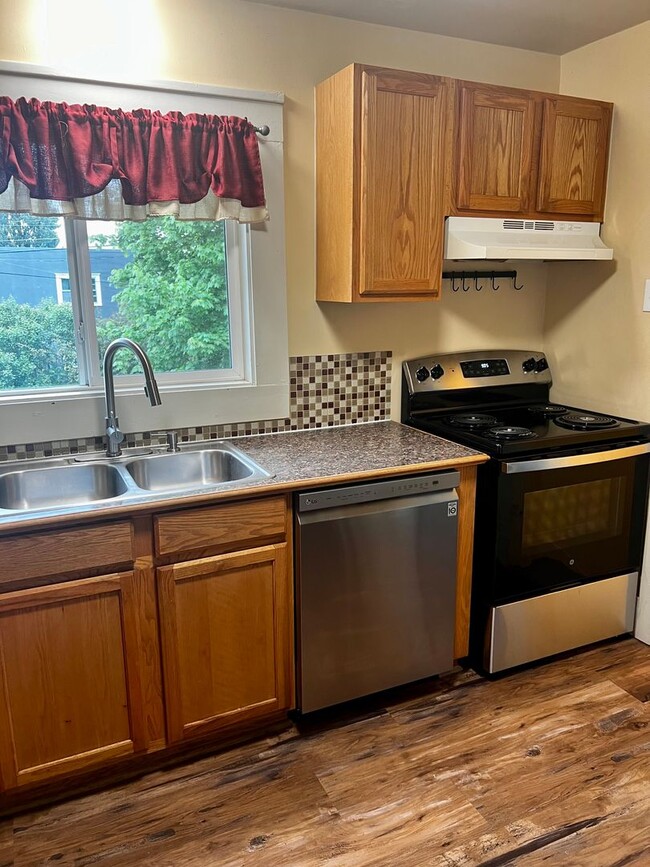 Photo - Single family home in Bremerton.