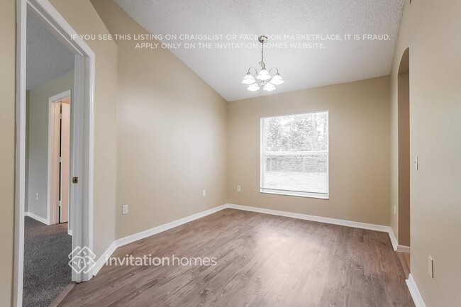 Photo - 4873 Bridge Rd