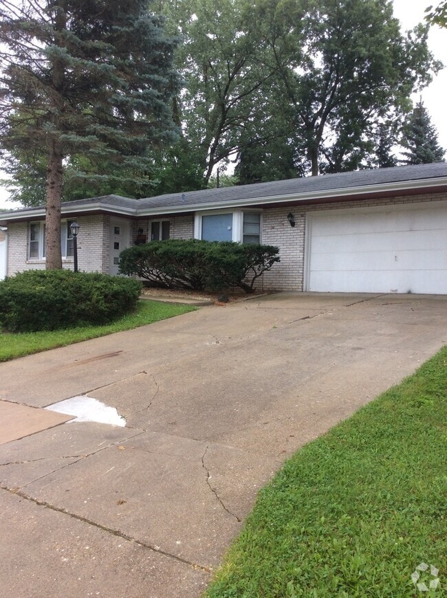 Building Photo - 4803 Flintridge Ct Rental