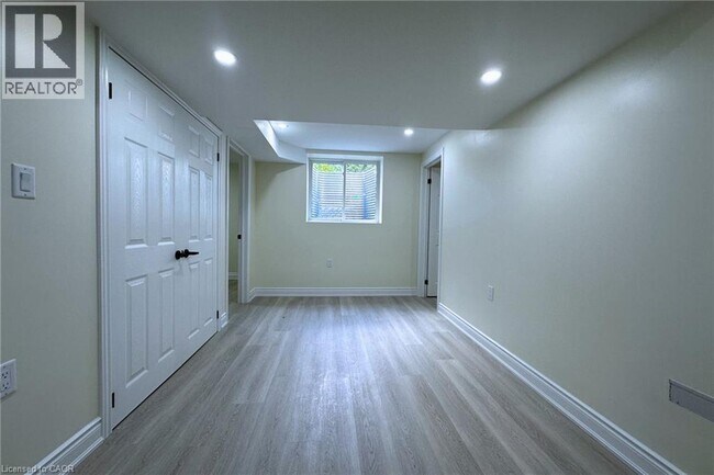 Photo - 59 Windrush Trail