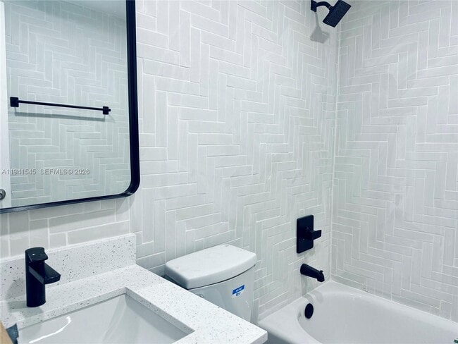 Photo - 1545 NW 8th Ave Unidad 111