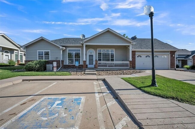 Building Photo - 3209 E 102nd Pl