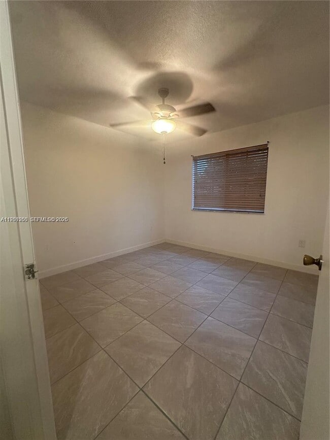 Photo - 2721 SE 12th Pl Unit 103