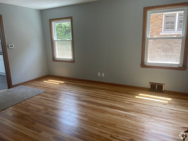 Building Photo - 2008 N 81st St Rental
