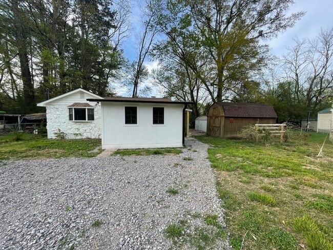 Photo - 187 Karen Dr