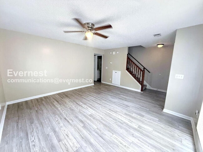 Photo - 5259 Falling Creek Ln