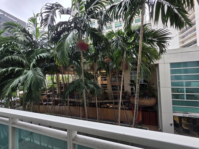 Photo - 950 Brickell Bay Dr Unidad The Plaza 200